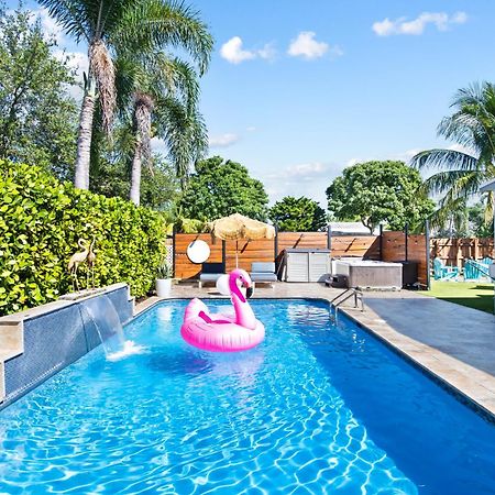 Palms Retreat! Giant Heated Pool-Hottub-Firepit-5Min2Beach-Pets-Ev Chgr Fort Lauderdale Eksteriør bilde